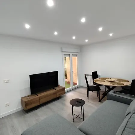 Apartament Luminoso En El Centro De Reformado Y Comodo Oviedo