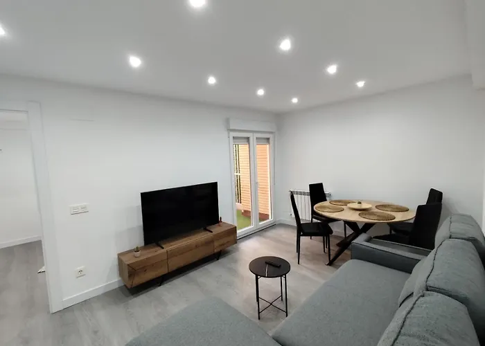 Appartamento Luminoso En El Centro De Reformado Y Comodo Oviedo